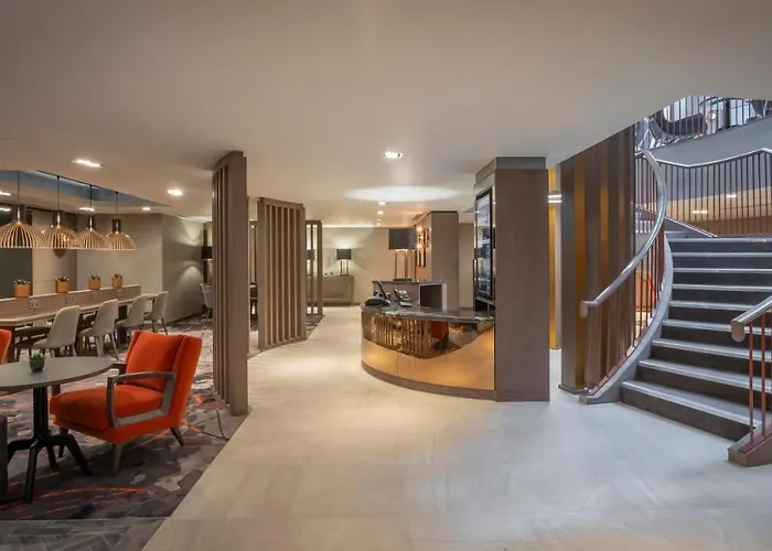 Szálloda Clayton 4*