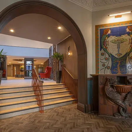 Otel Clayton 4*